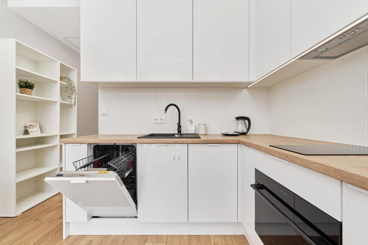 Apartment By The Oder River Wroclaw By Noclegi Renters Luaran gambar